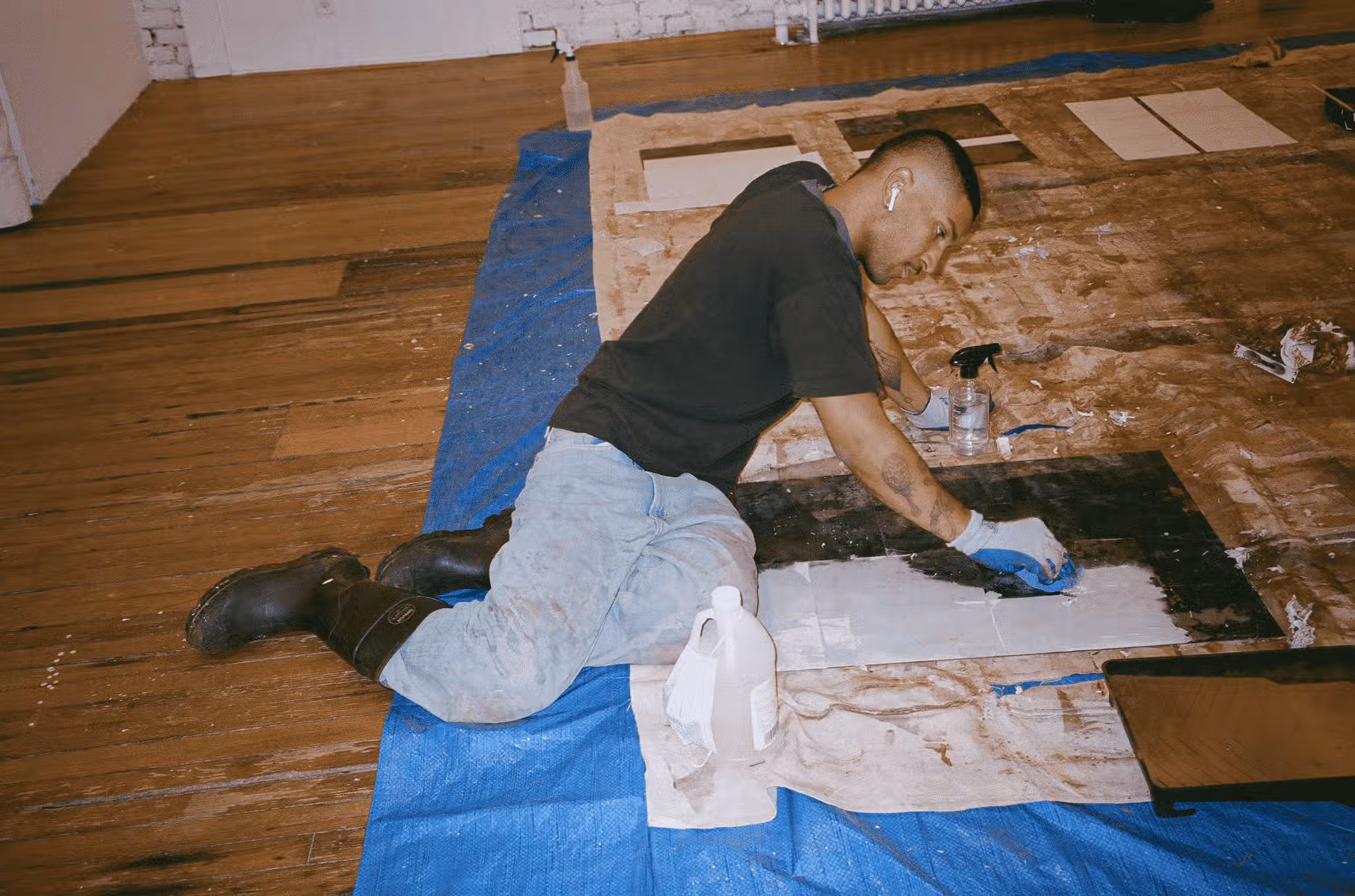 James Bantone in the studio. Photography by Jan Anthonio Diaz. Image courtesy of the artist and New York Life Gallery.