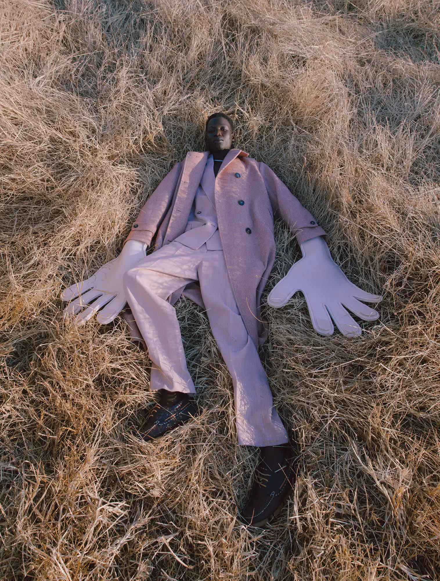 Nelson wears suit by STELLA MCCARTNEY