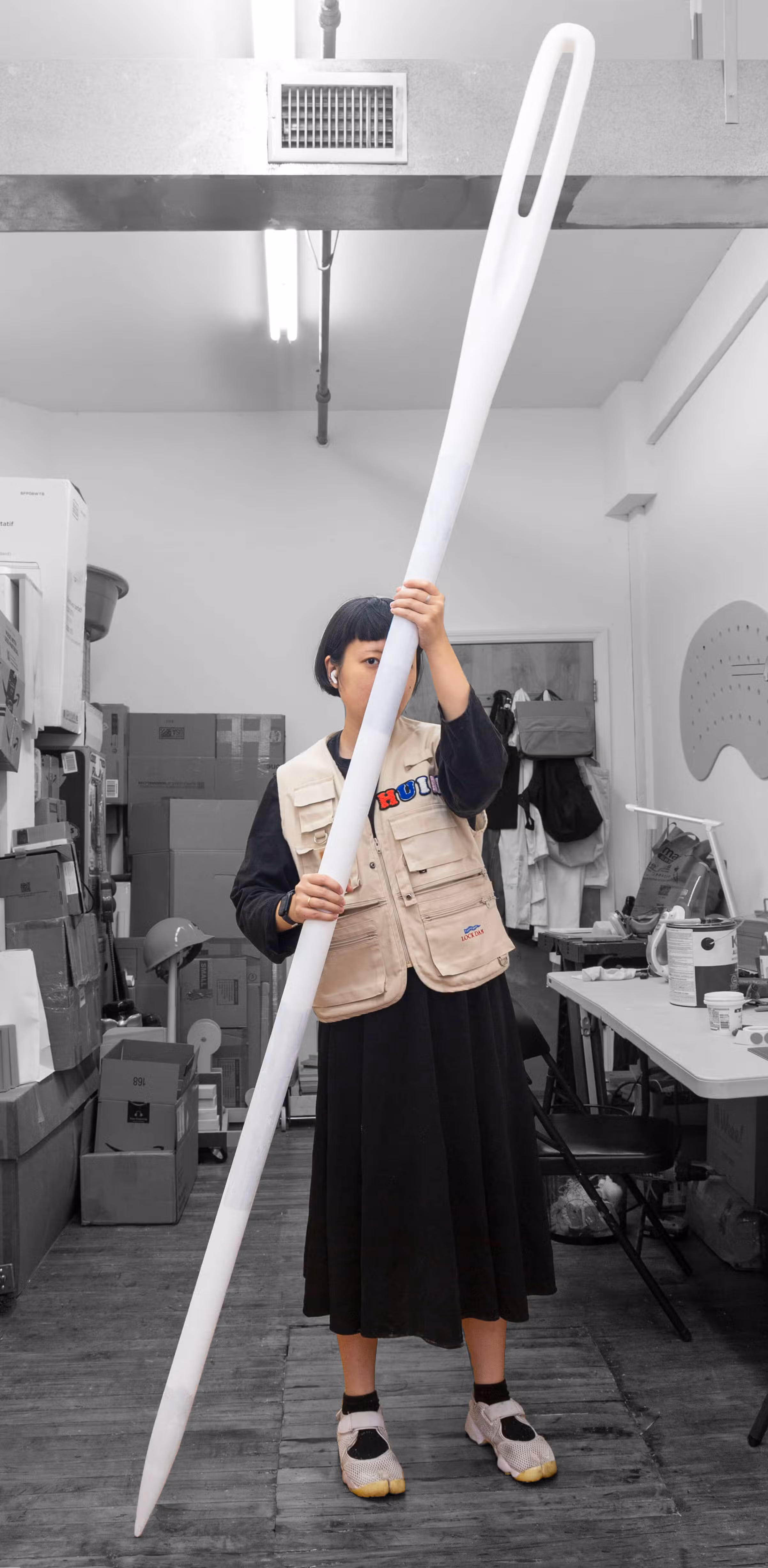 Huidi Xiang in her studio. Image courtesy of the artist and YveYANG Gallery.